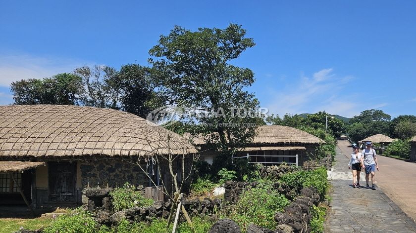 Seongeup Folk Village